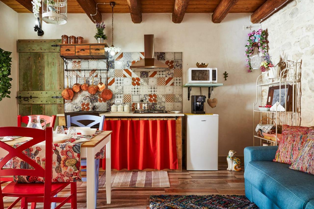 Les Petites Maisons D'Elise Шиклі Екстер'єр фото